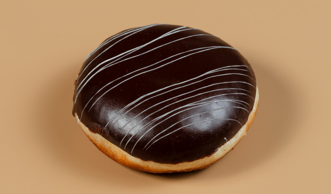 Donut-Şokoladlı bişmiş krem ilə