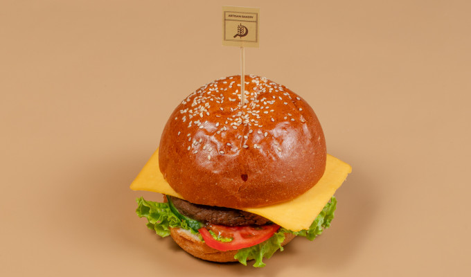 Mal əti ilə burger